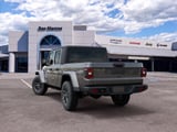 2026 Jeep Gladiator - Preview 3