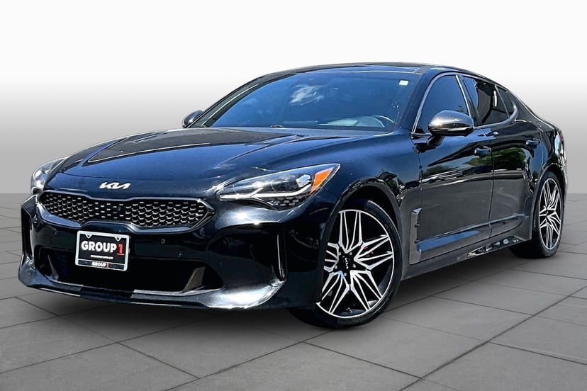 2022 Kia stinger - Image 1