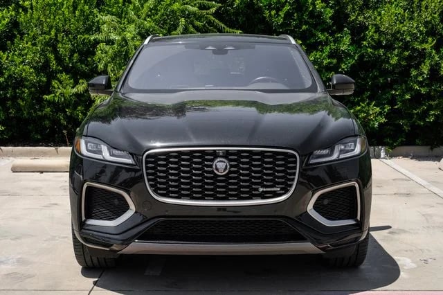 2021 Jaguar F-PACE - Image 3