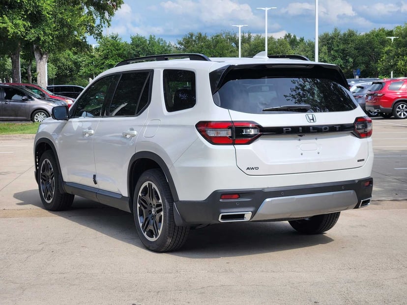 2026 Honda Pilot - Image 3