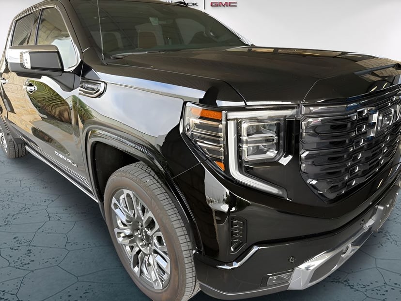 2025 GMC Sierra - Image 3