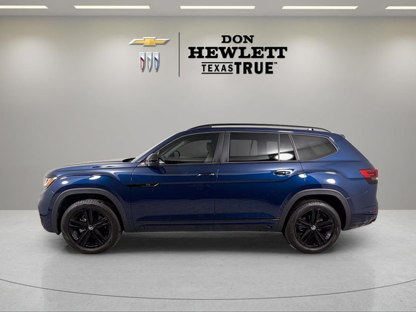 2023 Volkswagen Atlas - Image 2