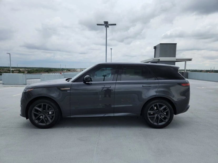 2026 Land Rover Range Rover Sport - Image 2