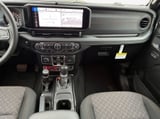 2026 Jeep Gladiator - Preview 3