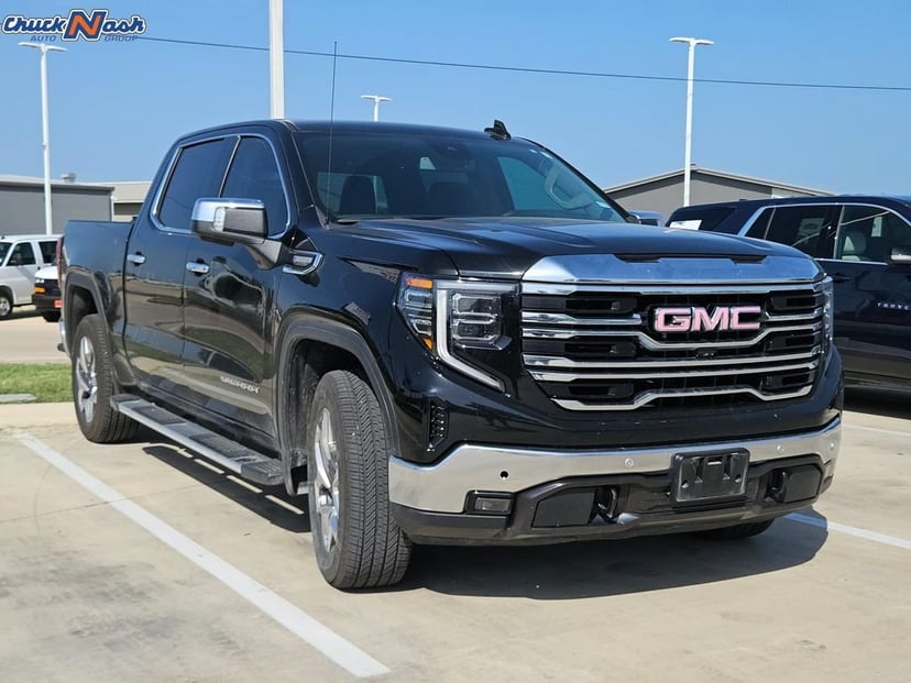 2025 GMC Sierra - Image 1