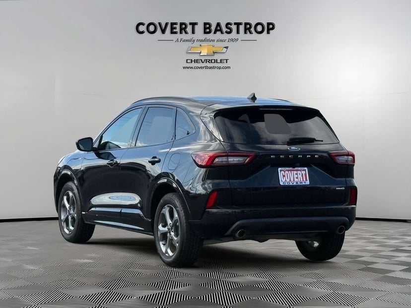 2024 Ford Escape - Image 2