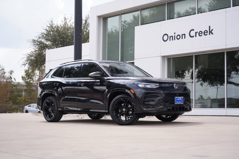 2026 Volkswagen Tiguan - Image 1