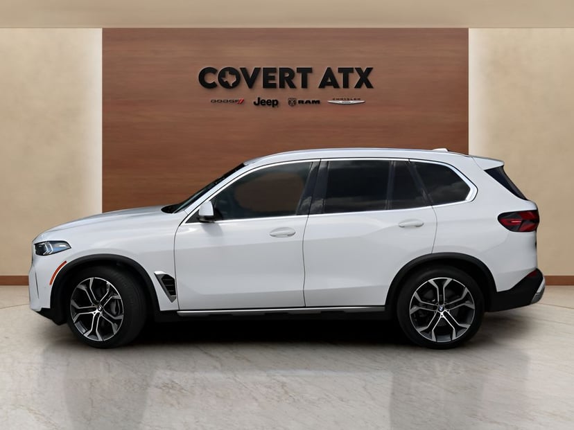 2025 BMW X5 - Image 2