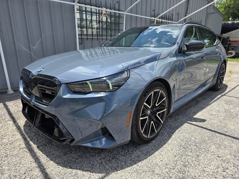 2025 BMW M5 - Image 1