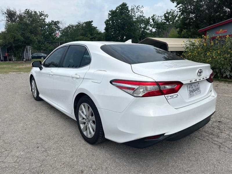 2019 Toyota Camry - Image 3