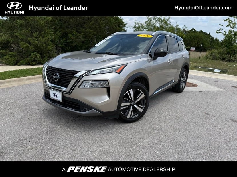 2022 Nissan Rogue - Image 2