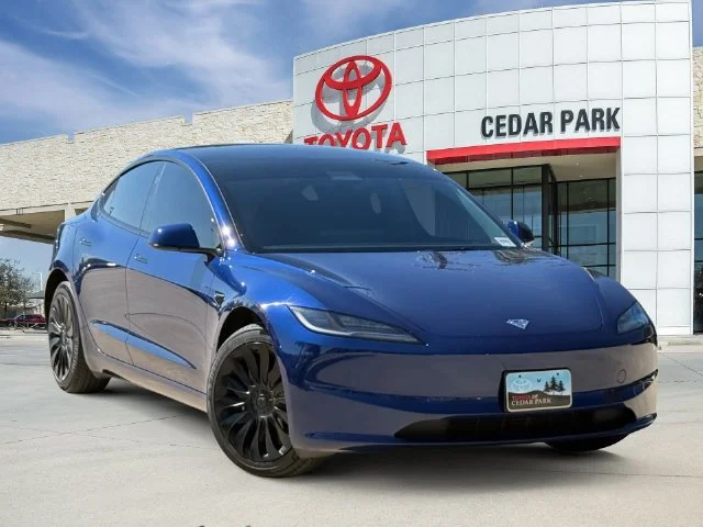 2025 Tesla Model 3 - Image 1