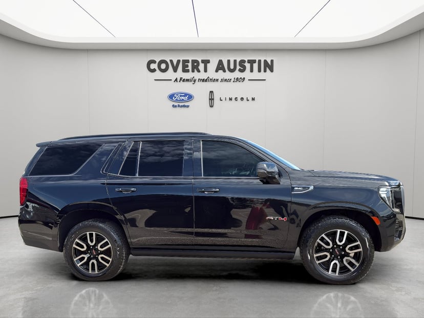2022 GMC Yukon - Image 3