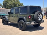 2022 Jeep Wrangler - Preview 3