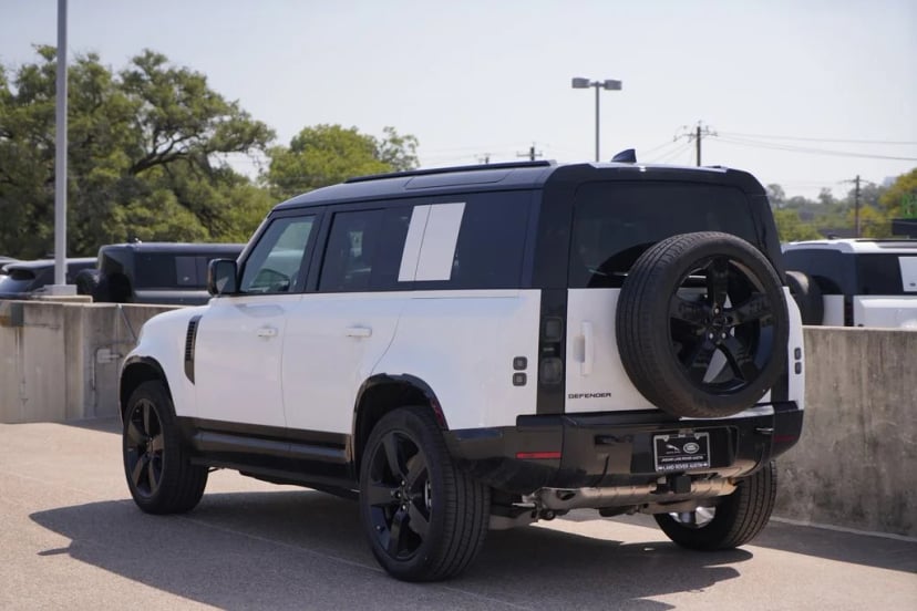 2026 Land Rover Defender - Image 1