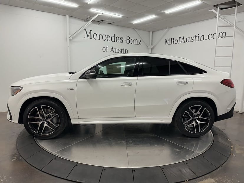 2026 Mercedes-Benz GLE - Image 1