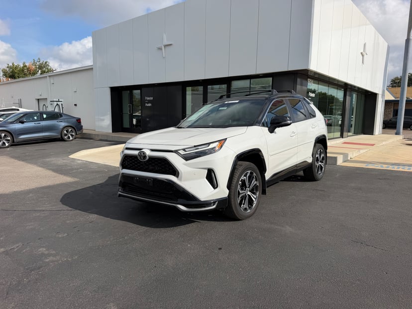 2025 Toyota RAV4 - Image 1