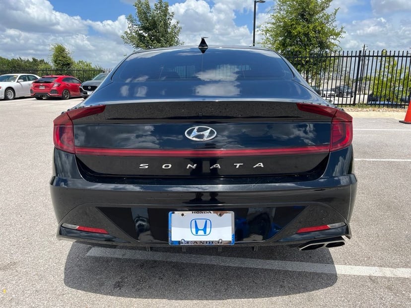 2023 Hyundai Sonata - Image 3