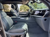 2022 Jeep Grand Wagoneer - Preview 9