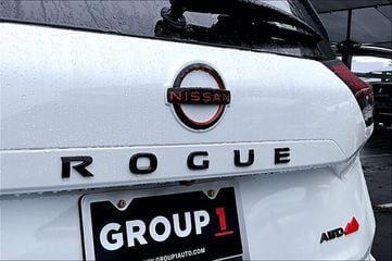 2026 Nissan Rogue - Image 2