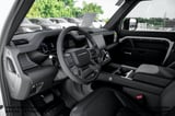 2026 Land Rover Defender - Preview 3