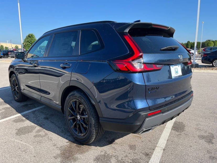 2026 Honda CR-V - Image 3