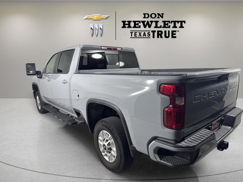 2024 Chevrolet Silverado 2500 HD - Image 3