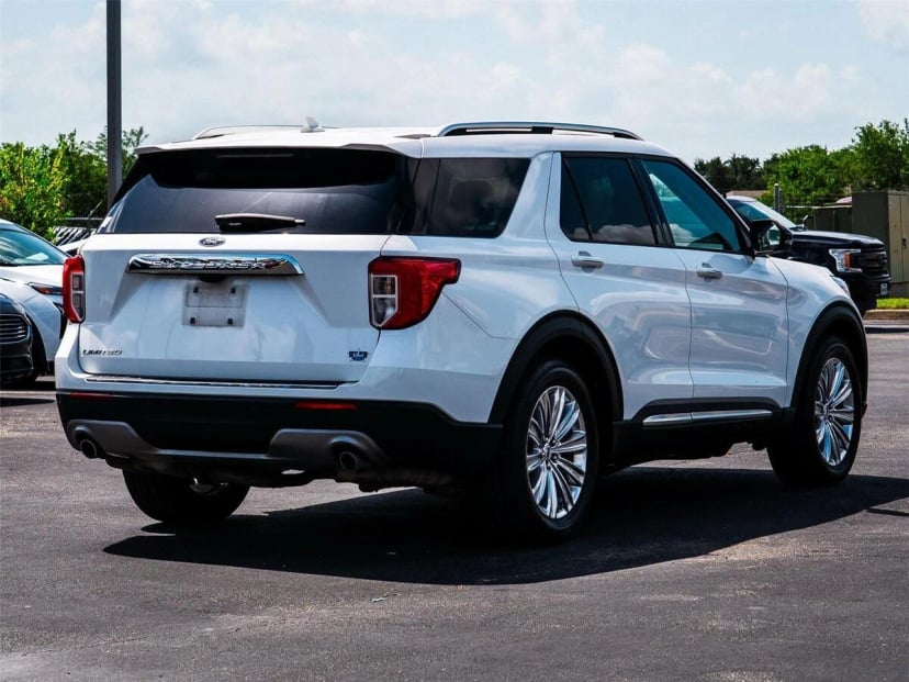 2023 Ford Explorer - Image 3