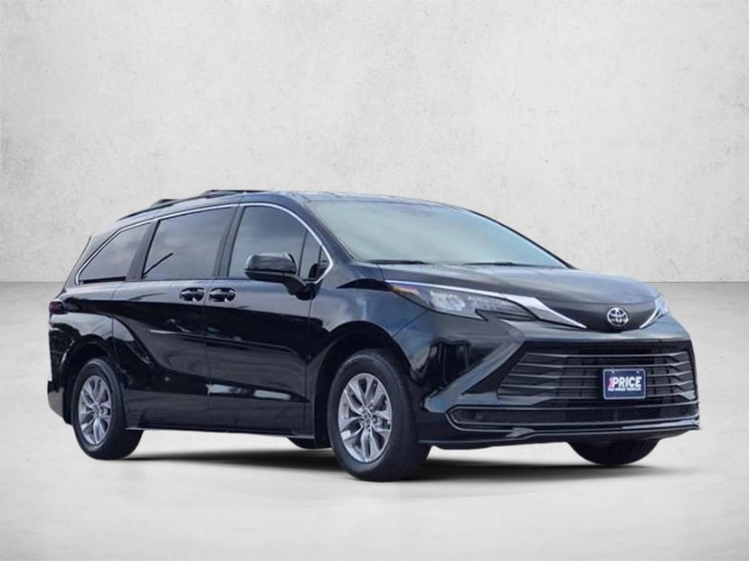 2026 Toyota Sienna - Image 1