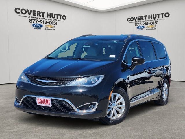 2019 Chrysler Pacifica - Image 1