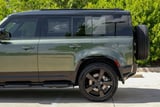 2026 Land Rover Defender - Preview 16