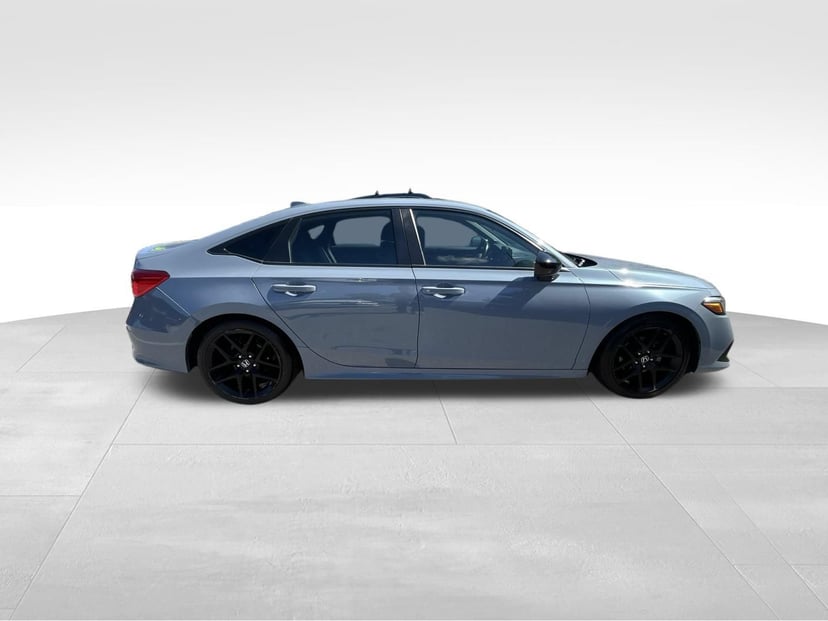 2022 Honda Civic Sedan - Image 3