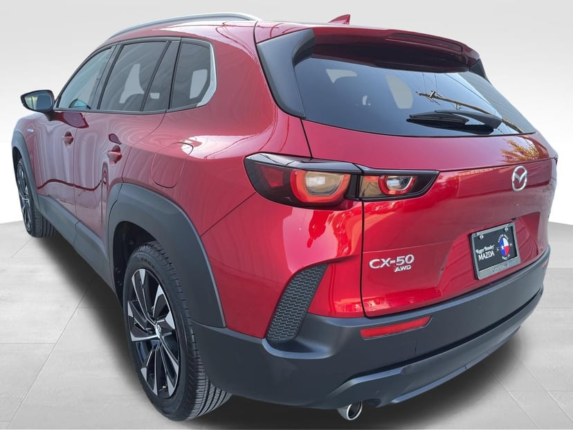 2025 Mazda CX-50 - Image 3