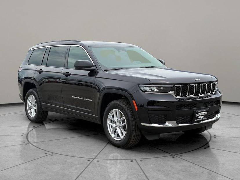 2026 Jeep Grand Cherokee - Image 3