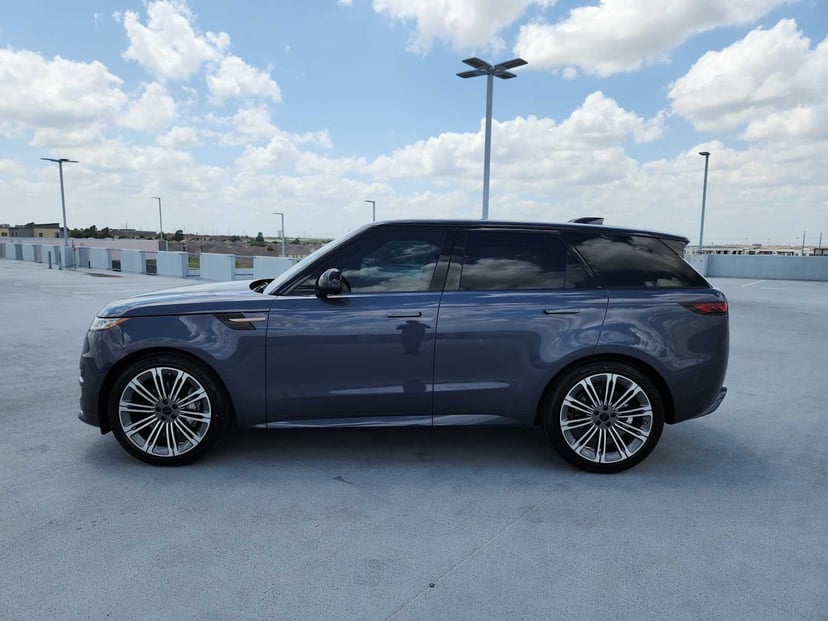 2026 Land Rover Range Rover Sport - Image 2