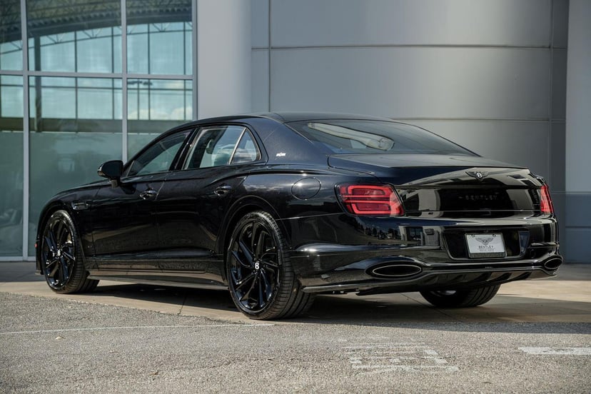 2025 Bentley Flying Spur - Image 2