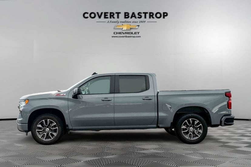 2025 Chevrolet Silverado 1500 - Image 3