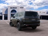 2026 Jeep Grand Wagoneer - Preview 3