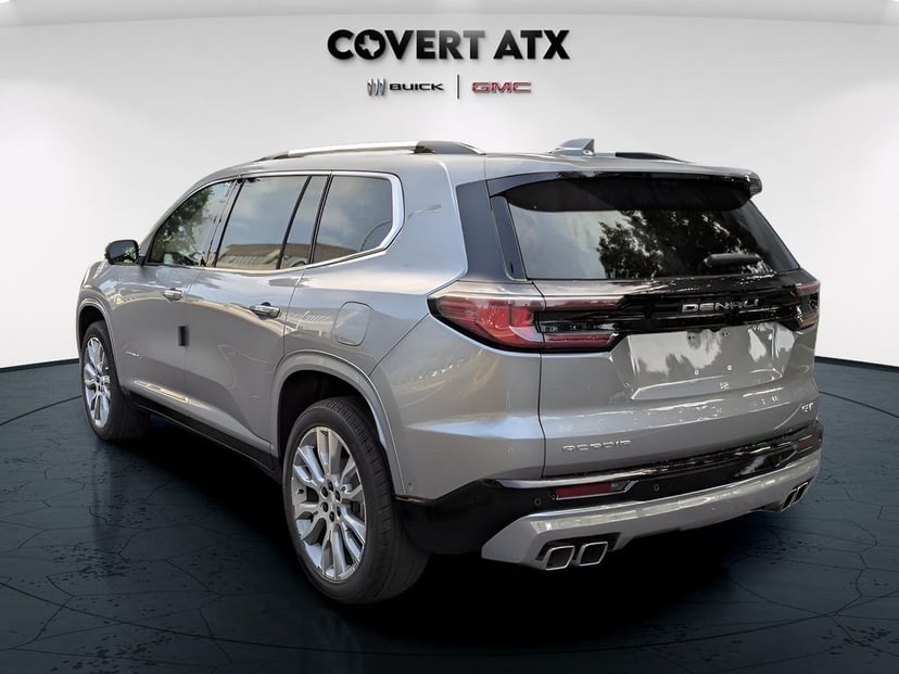 2026 GMC Acadia - Image 2