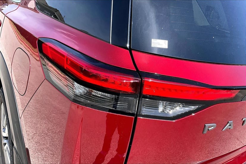 2026 Nissan Pathfinder - Image 3