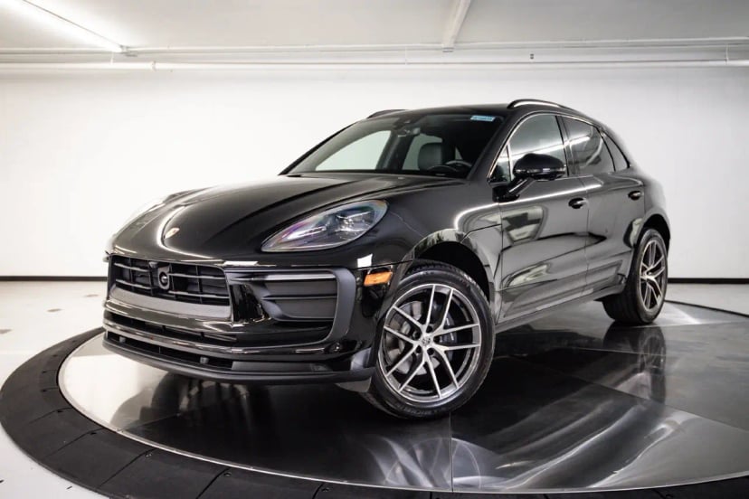 2026 Porsche Macan - Image 1
