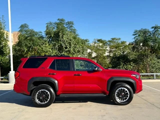 2025 Toyota 4Runner - Image 1