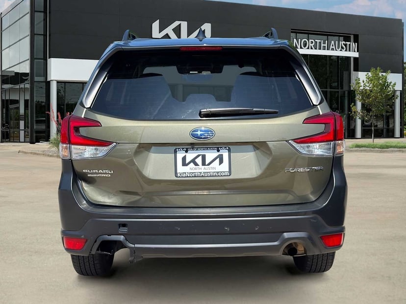 2024 Subaru Forester - Image 2