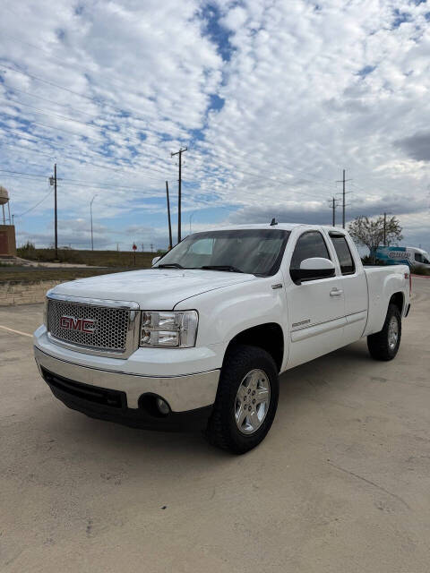 2013 GMC Sierra 1500 - Image 1