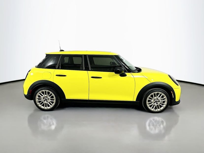 2025 MINI Cooper S Signature Plus 4D Hatchback Yellow - Image 3