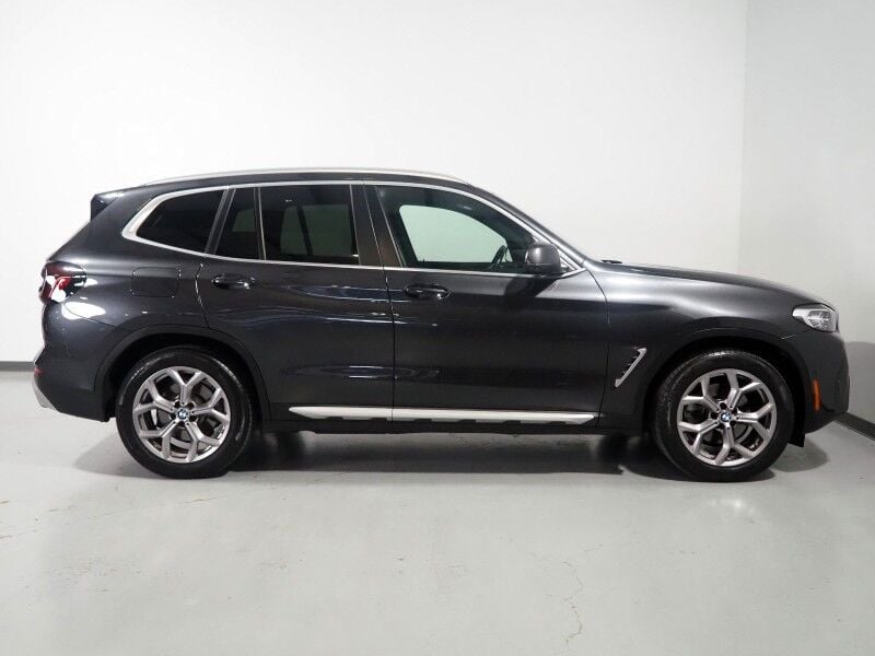 2023 BMW X3 sDrive30i - Image 3