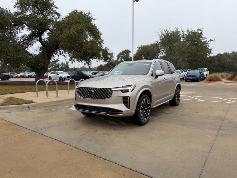 2026 Volvo XC90 - Image 1