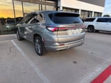 2025 Buick Enclave - Preview 8