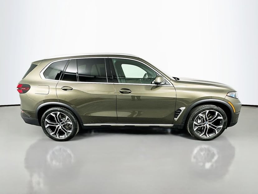 2026 BMW X5 - Image 3