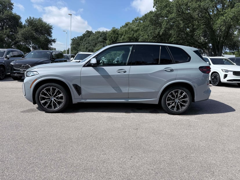 2026 BMW X5 - Image 2